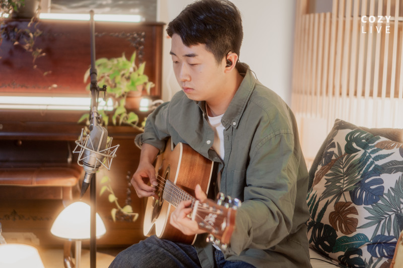 https://www.pearlhousemusic.kr/data/file/portfolio/thumb-ef90ab2b1e933dffa1a798ac4904a4ba_a2Vyu483_54c099301be6b79f67be31345152c4f470db25d0_800x.jpg